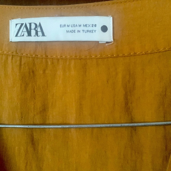 Zara brand new medium size top. - Picture 3 of 3